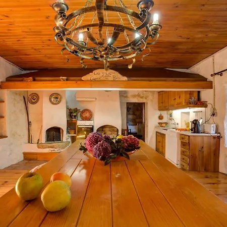 Casa Do Castelo Em Arnoia *
