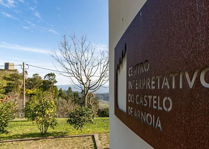 Casa Do Castelo Em Arnoia * Celorico De Basto